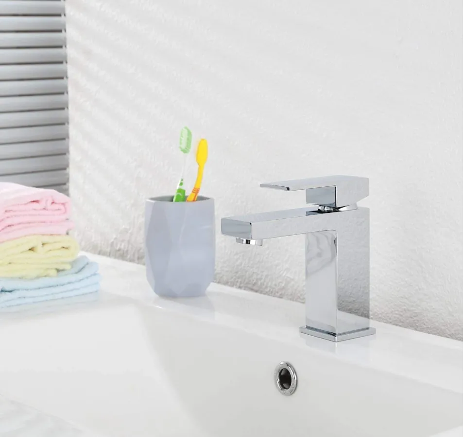 F11123CP MADISON Single Hole Faucet -