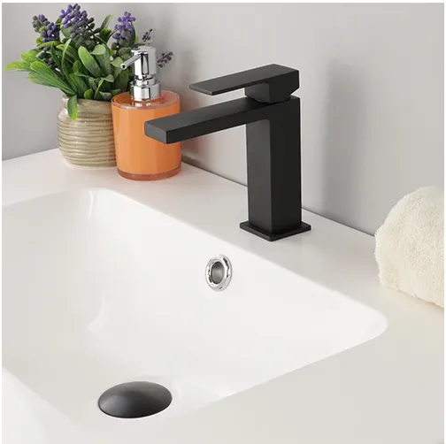MADISON Single Faucet - F11123XMB